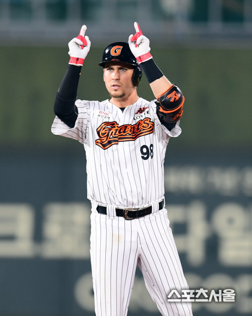 2017090801000362400024901