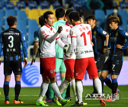 [포토] 상주 윤주태, 경기 종료 직전..극적인 패널티킥!