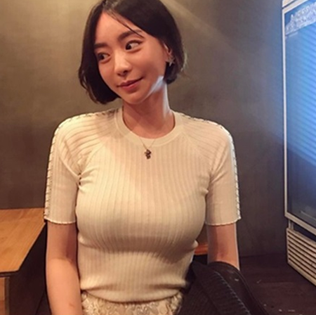 황하나에게 꽃 이벤트 선사한 사람은 박유천? '관심 ↑'