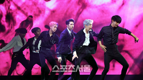[포토] 빅스( VIXX) 컴백, 매혹의 무대... 향(Scentist)