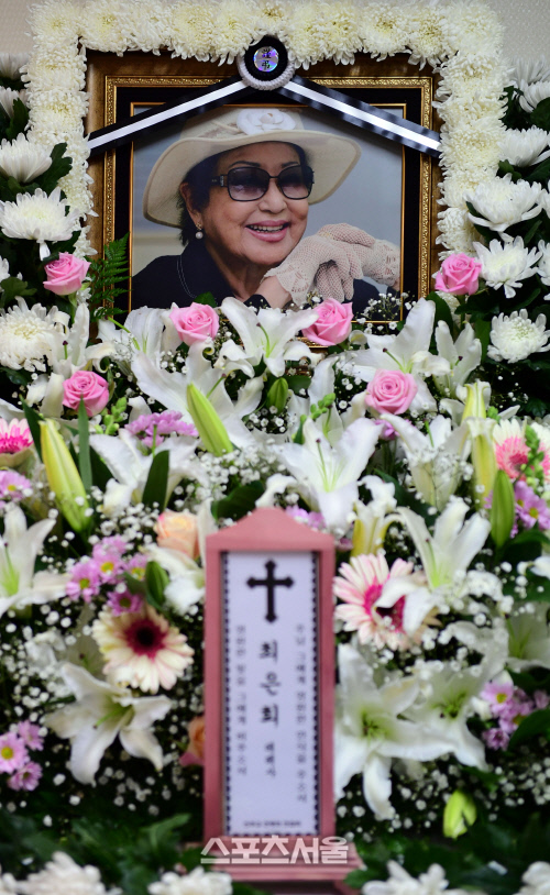 "분단국 여배우로서 삶, 후회하지 않아" 故 최은희의 생전 한 마디 