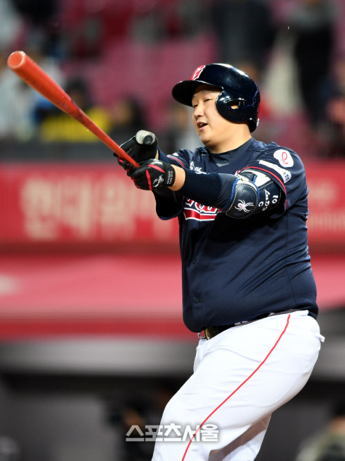 [포토] 롯데 이대호 타격