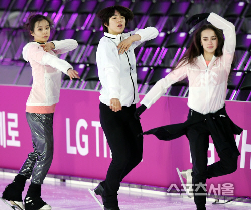 [포토] 민유라-차준환-자기토바, 호흡을 맞춰보아요~!