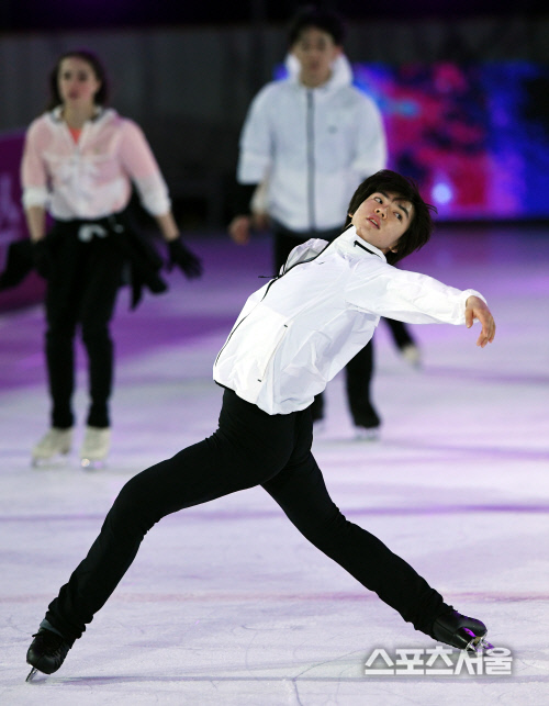 [포토] 차준환, 아이스쇼를 준비하는 맹훈~!