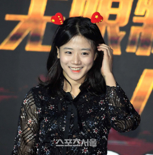 로드 멀티 스페이스 론칭에 나타난 '케이지의 손연재 이수연, '슈주의 이특이 반할 만 하네'[포토]