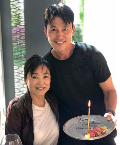 [SS이슈]"韓中 레전드의 만남" 정우성, 임청하에게 생일 축하를 받은 까닭은?