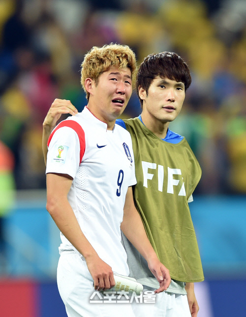 [SS포토]대한민국 16강 진출 실패, 손흥민의 눈물