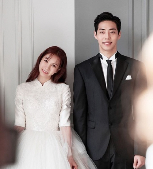 0003343174_001_20180428062216112