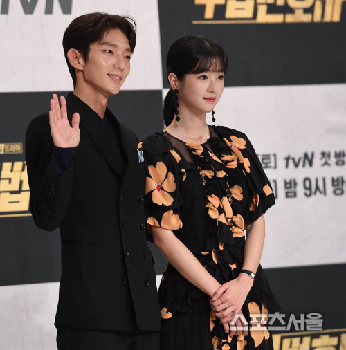 [포토] 이준기-서예지, 너무 잘 어울리죠?