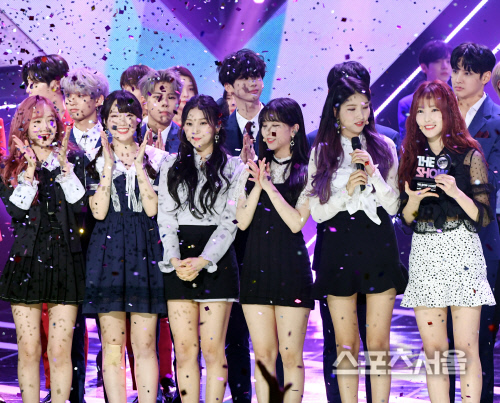 [포토] 여자친구 1위 등극, 너무 좋은 '밤'이에요~