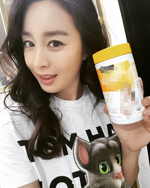 [★SNS] "모든 부모님들 존경" 김태희, 여전히 '세젤예' 미모인 근황