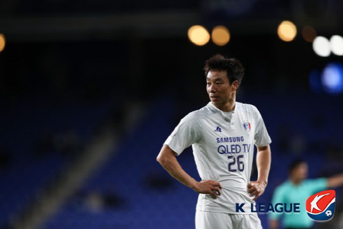 염기훈-이동국 합류 불발 '신태용호', 유독 커보이는 베테랑 공백