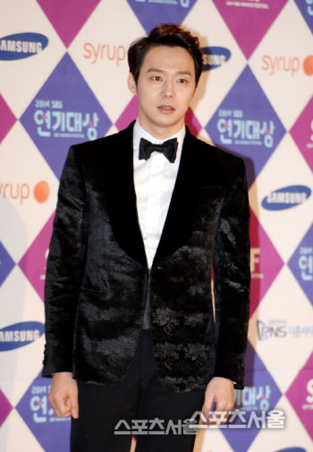 [공식입장]박유천 측 "최근 연인 관계 정리했다"