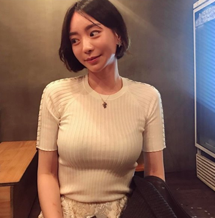 황하나, 박유천과 결별 보도 후에도 SNS 폭풍 업뎃…"날씨 좋다" 