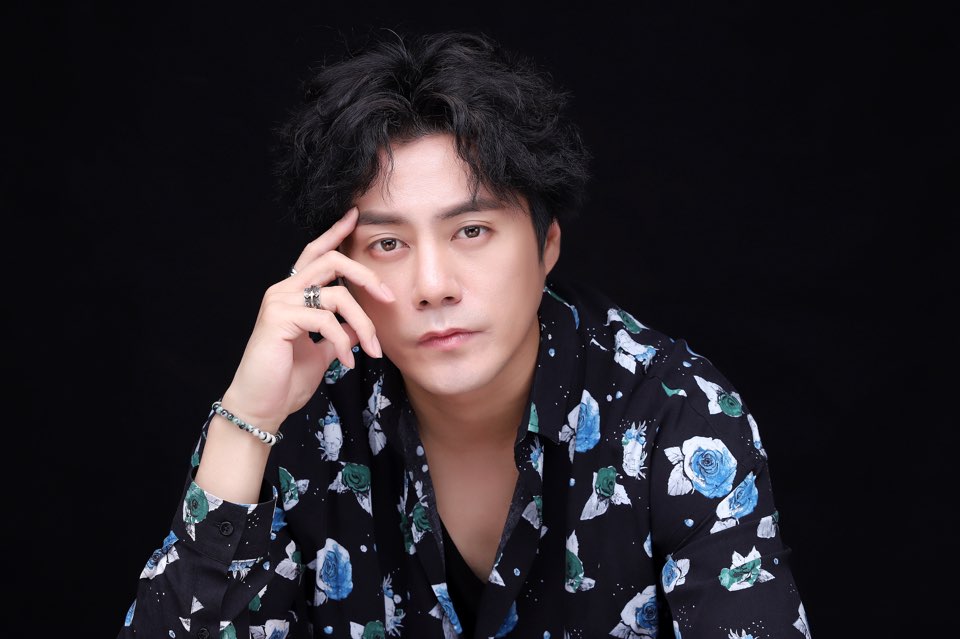  주희재, 개명+ 매그넘엔터와 전속계약...최진호 안혜경 레이양과 한솥밥