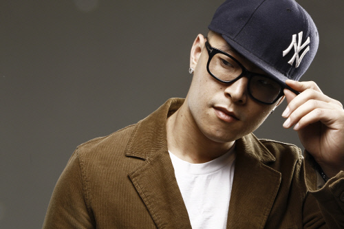 래퍼 원썬, '5.18 광주민주화운동' 기념일 맞아 '임을 위한 행진' 공개