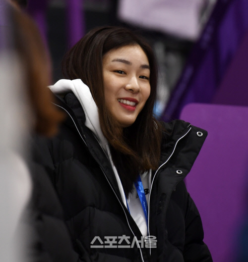 '4년 만에 아이스쇼' 김연아 "나이가 들어 체력 끌어올리는 게…"