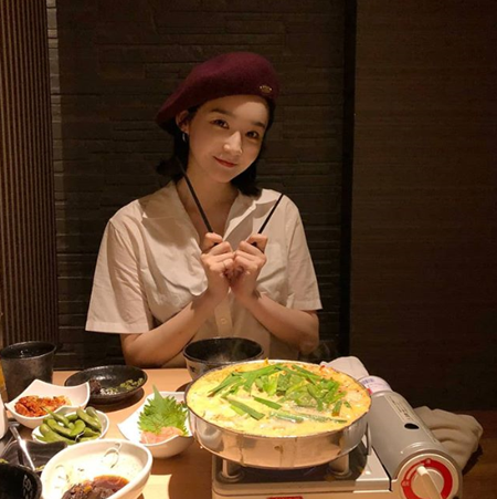 '소두의 정석' 강민경, 미스코리아 뺨치는 미모