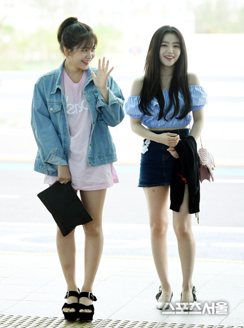 [포토] 레드벨벳 예리-아이린의 화사한 공항 패션~!