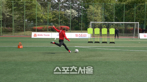 이천수냐, 백지훈이냐…'거미손 이운재' 뚫은 마지막 프리키커는?