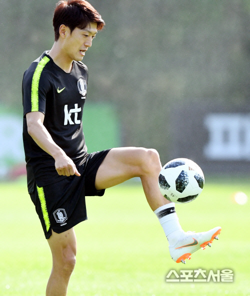 30대에 경쟁하는 이청용이 세 번째 월드컵에 임하는 자세