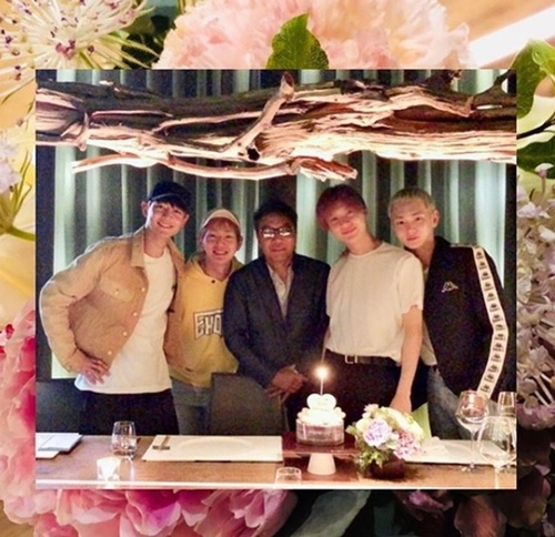 [★SNS] 샤이니 키, 10주년 파티 인증샷 공개 "당신도 있었으면"