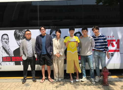 [SS무비]류준열X故김주혁 활약 빛난 '독전', 헐리우드 대작 경쟁 뚫었다