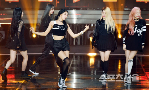 [포토] 프리스틴 V, 늘씬한 춤사위~!