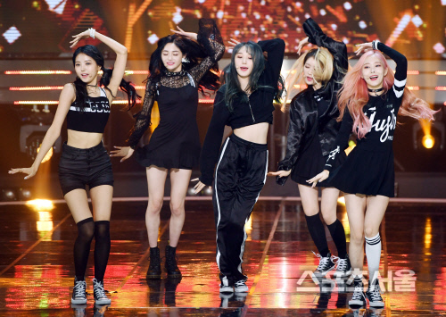 [포토] 프리스틴 V, 스포트라이트가 쏟아져요~!