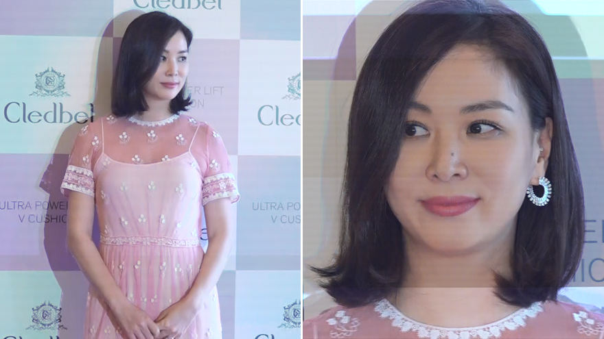 [SS쇼캠] 고소영, 핑크빛 시스루 드레스로 뽐낸 우아美 ('끌레드벨' 포토월)