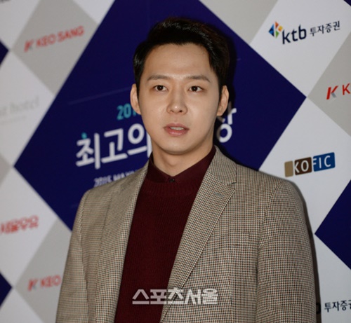 씨제스, 박유천 복귀설 일축 "시기상조...활동 계획 NO" 