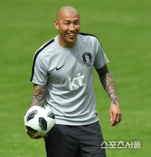 [포토] 차두리 코치, 스웨덴 평가전 보고나니...표정이 밝아?