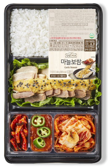 [주말&편의점] CU, 월드컵 올빼미 응원족 겨냥 '마늘보쌈 도시락' 출시 外