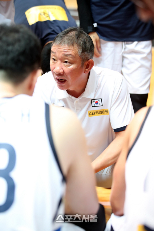 라틀리프 37점, 한국 男농구 일본과 평가전서 역전승