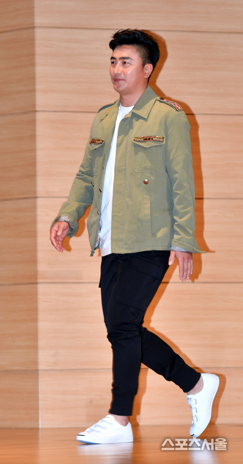 [한국-스웨덴]안정환 해설위원, 조현우 골키퍼 극찬 "제2의 이운재"