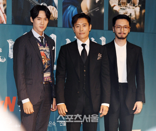 [포토]미스터 션샤인의 3인방 유연석,이병헌,변요한