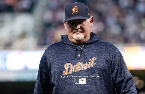 디트로이트, 인종차별 발언한 보시오 투수코치 해고