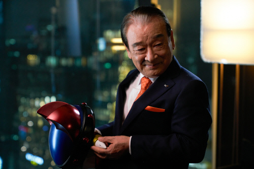 [금융단신]OK저축은행 "쏴쏴맨"의 정체는? 나야~순재 外