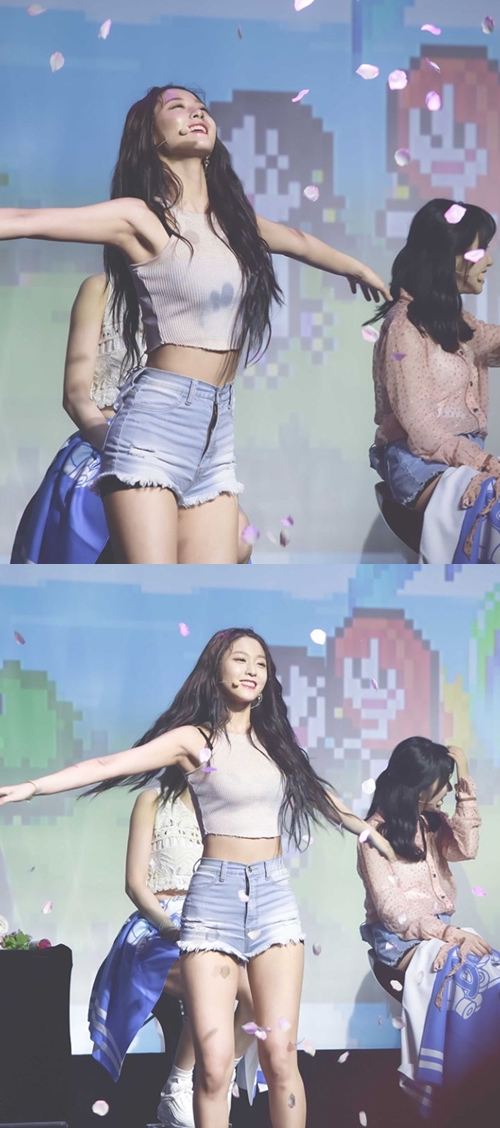 핫팬츠+티셔츠로 '섹시美' 뽐낸 설현 