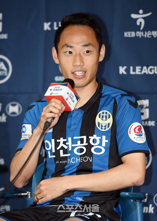 [포토]이마 미남 문선민, 알아봐주셔서 감사!