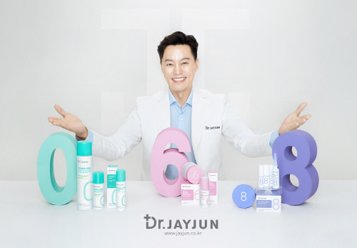 '뷰티모델' 이서진 "피부에 관심많아. 화장품 기능부터 성분까지 고민한다"