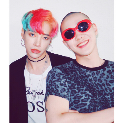 래퍼 스마일리, 아우라 신곡 '더 세게' 랩 피처링 참여