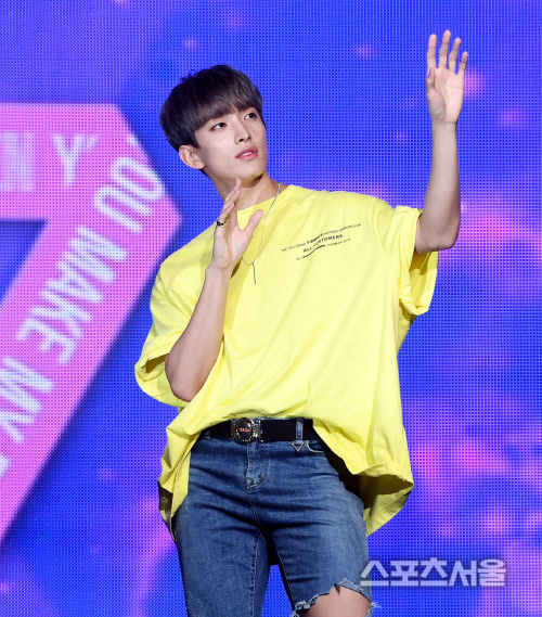 [포토] 세븐틴 도겸, 남다른...포토제닉~!