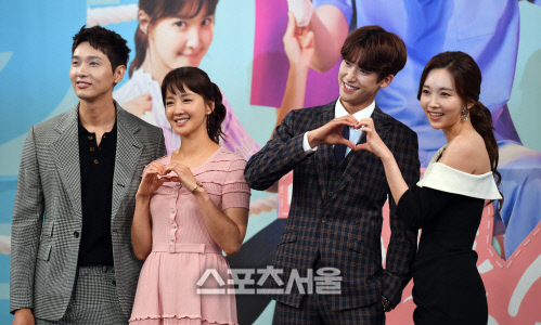 [포토] 지현우-이시녕-김진엽-윤주희, 4人4色 호르몬 로맨스!