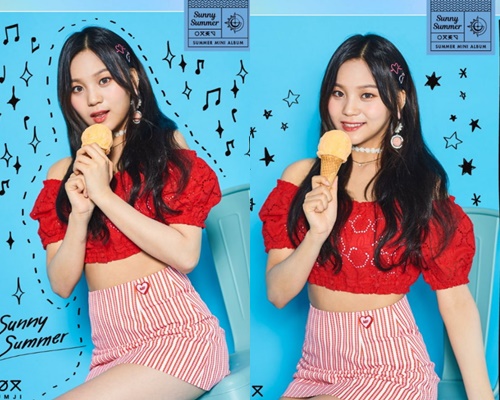 '오프숄더' 입고 가녀린 어깨 드러낸 여자친구 엄지