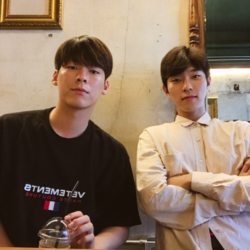 '손'윤종석X'라온마' 조기성, 여심 저격 남친짤 공개