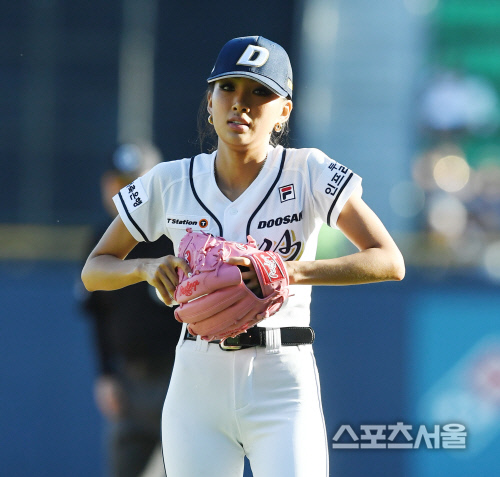 [포토] 문가비, 시구 준비합니다~!