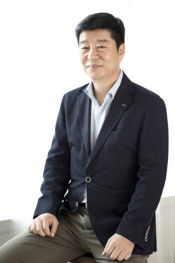 [기업人] AK플라자, '현장 영업전문가' 김진태 대표 선임