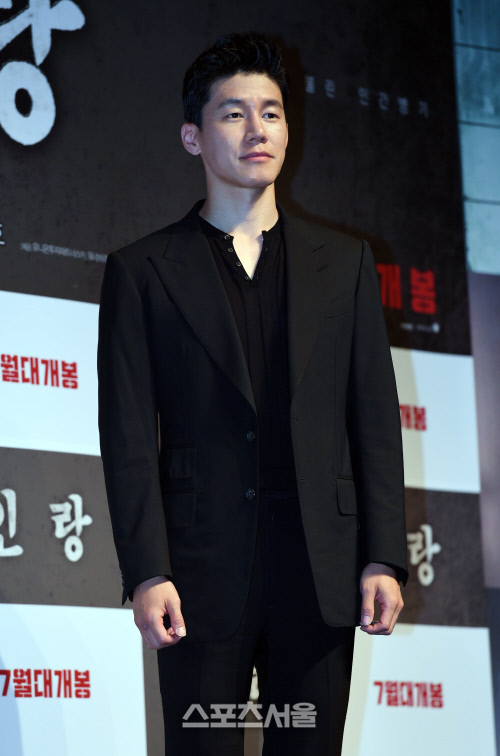 [SS이슈]"'인랑' 관객, 높은 지적수준에 존경"…김무열, 아쉬웠던 발언