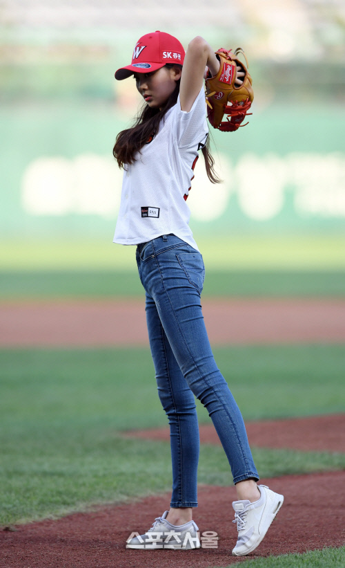 [포토]미스코리아의 시구...기대!